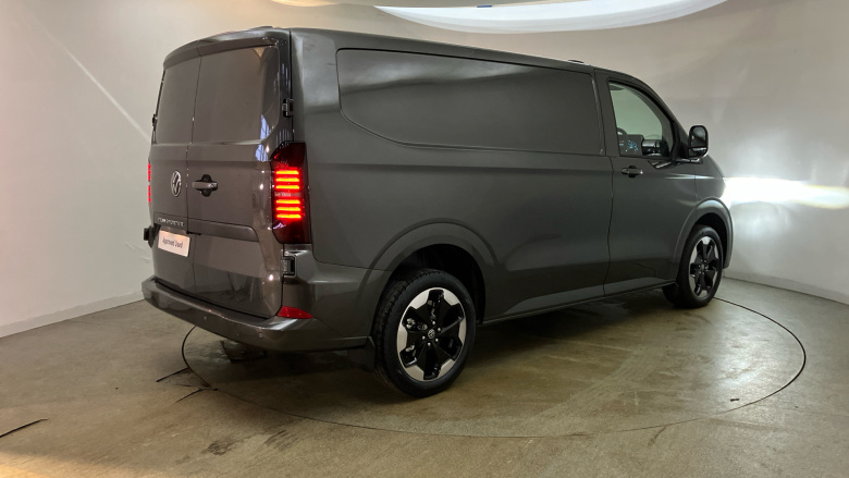 Volkswagen Transporter T32 Swb Diesel 2.0 TDI 170 Commerce Pro Van Auto